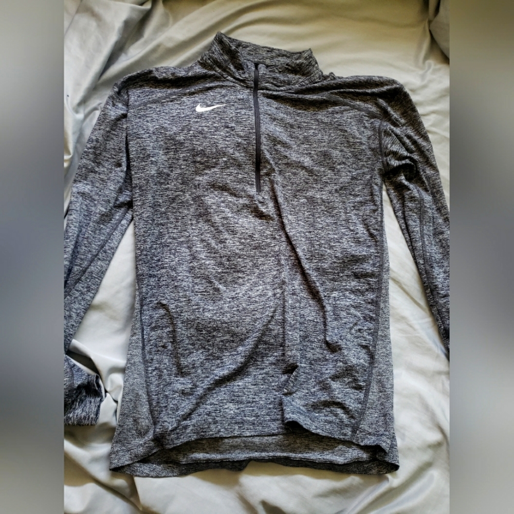 Nike dri fit long sleeve workout shirt